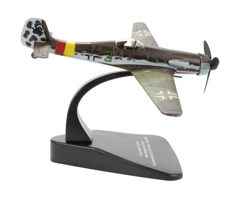 OXFORD DIECAST FW TA 152 LUFTWAFFE STAB./JG 301 JOSEF KEIL