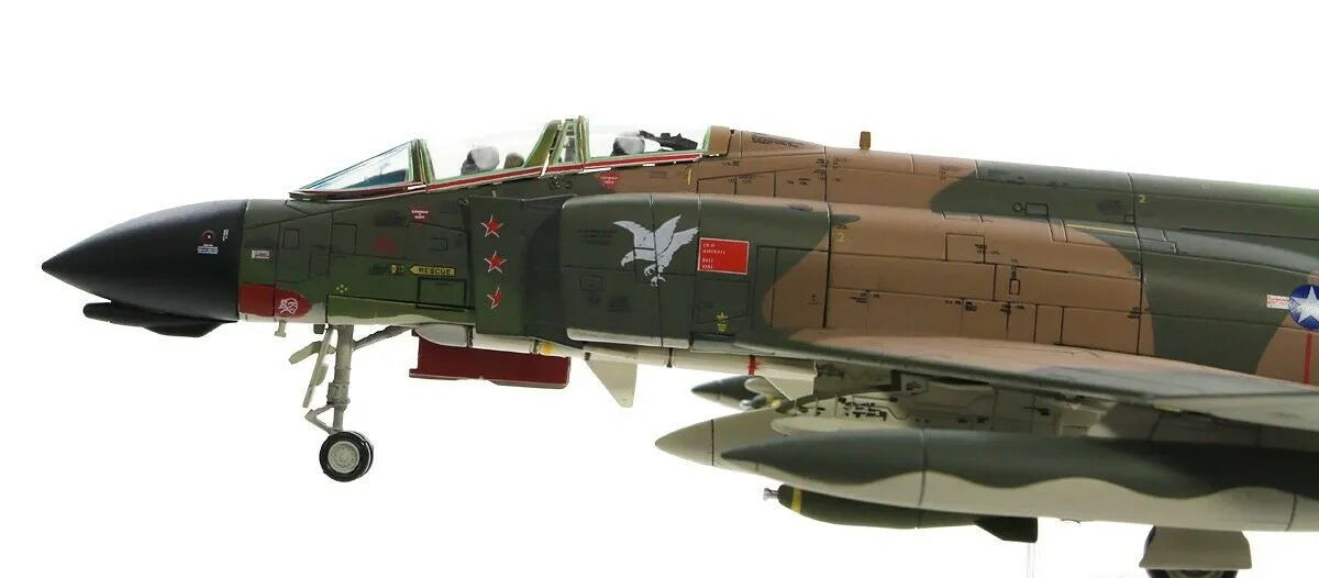 AIR COMMANDER F-4D PHANTOM II USAF 66-7601