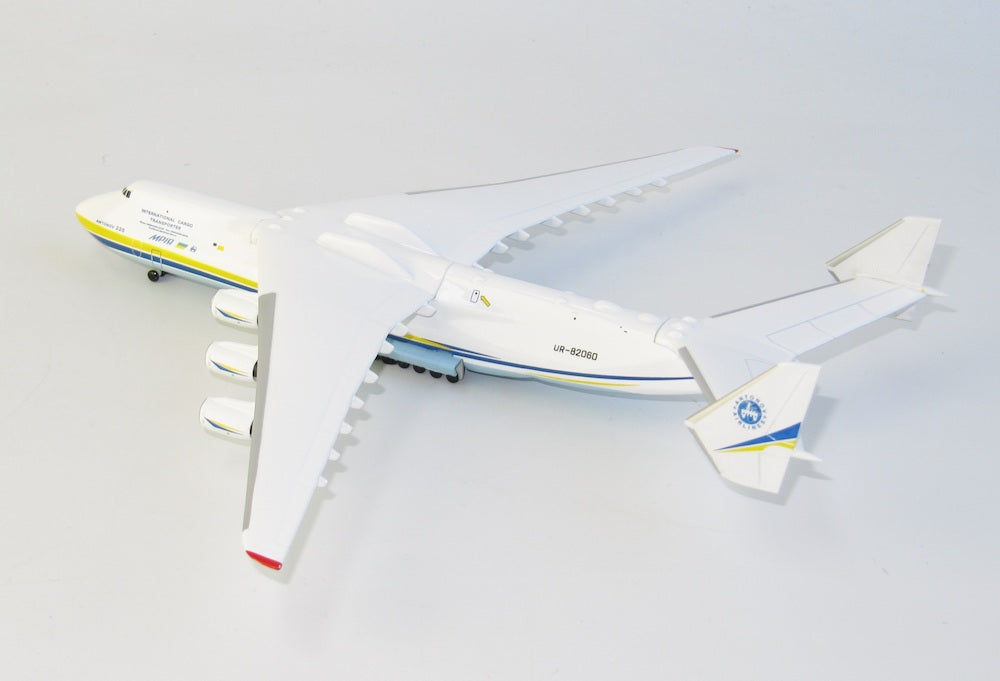 AIR FORCE ONE ANTONOV AN225 MRIYA ANTONOV AIRLINES REG: UR-82060