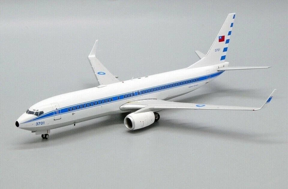 ALBATROS B737-800 TAIWAN AIR FORCE REG: 3701