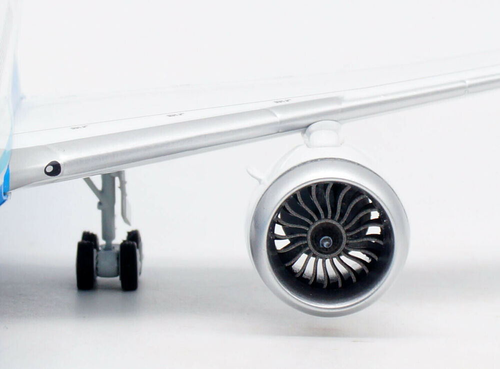 AVIATION 200 B787-9 XIAMEN AIRLINES REG: B-1357