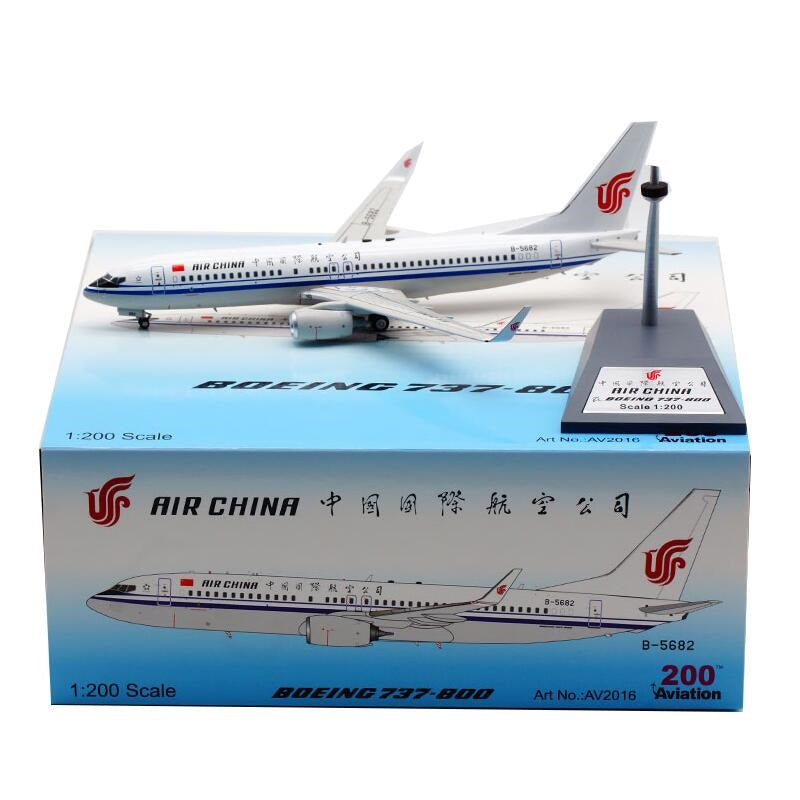 AVIATION 200 B737-800 AIR CHINA REG: B-5682