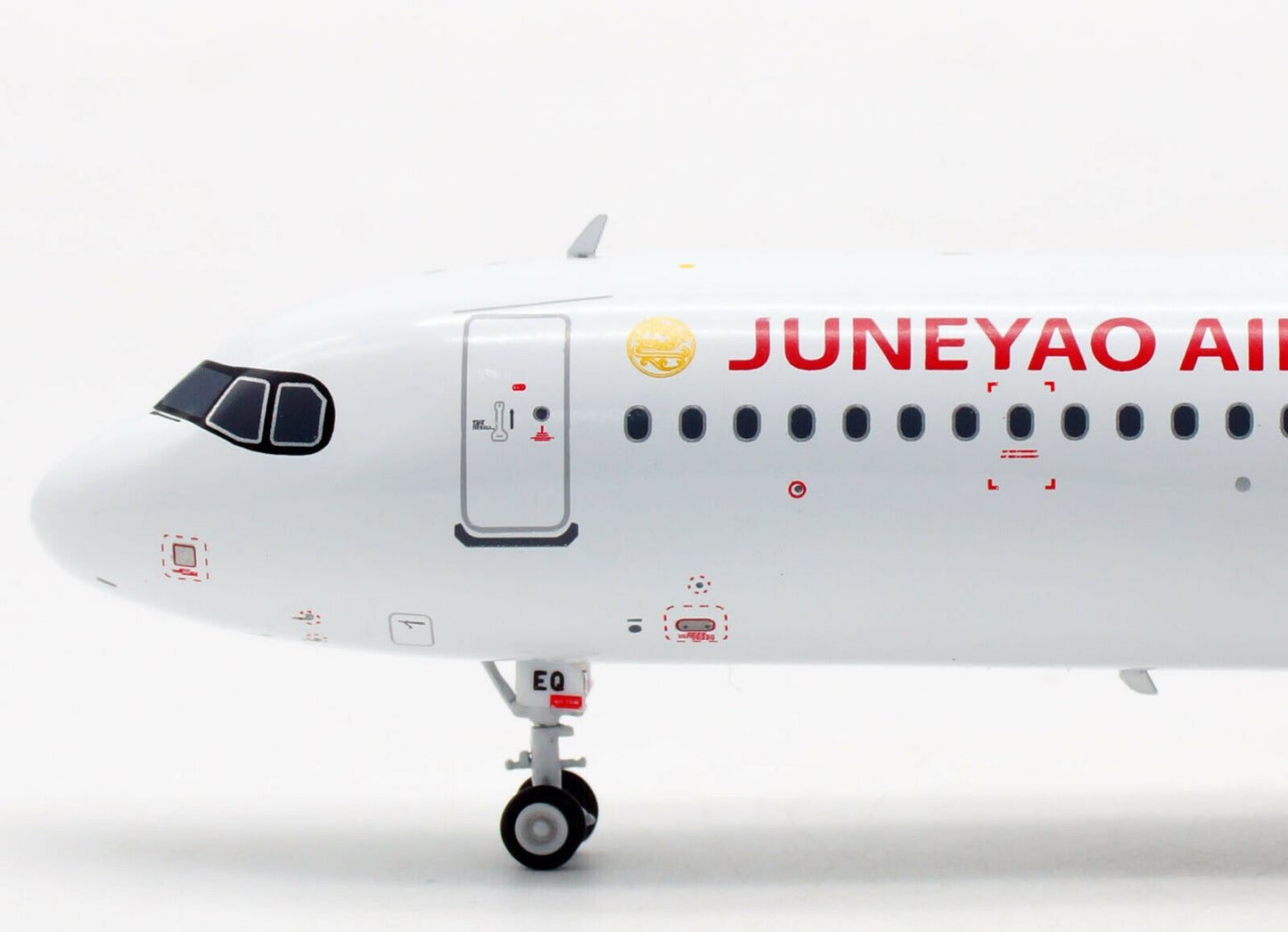 AVIATION 200 A321NEO JUNEYAO AIRLINE REG: B-30EQ