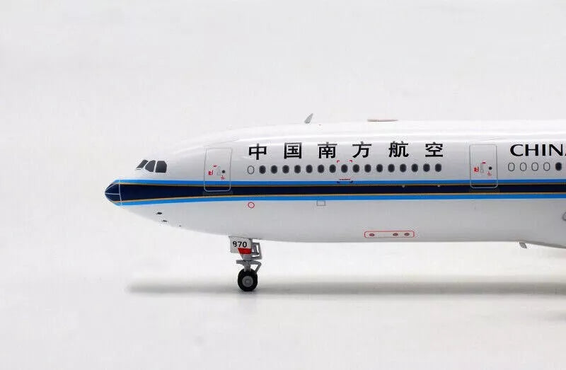 AVIATION 200 A330-300 CHINA SOUTHERN AIRLINES "GUANGDONG LYCHEE" REG: B-8870