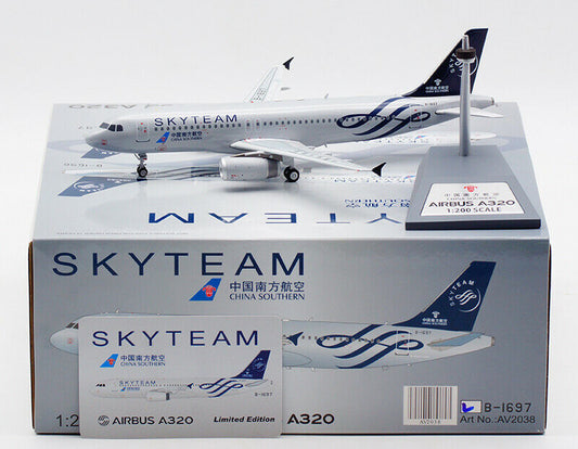 AVIATION 200 A320-200 CHINA SOUTHERN "SKYTEAM" REG: B-1697
