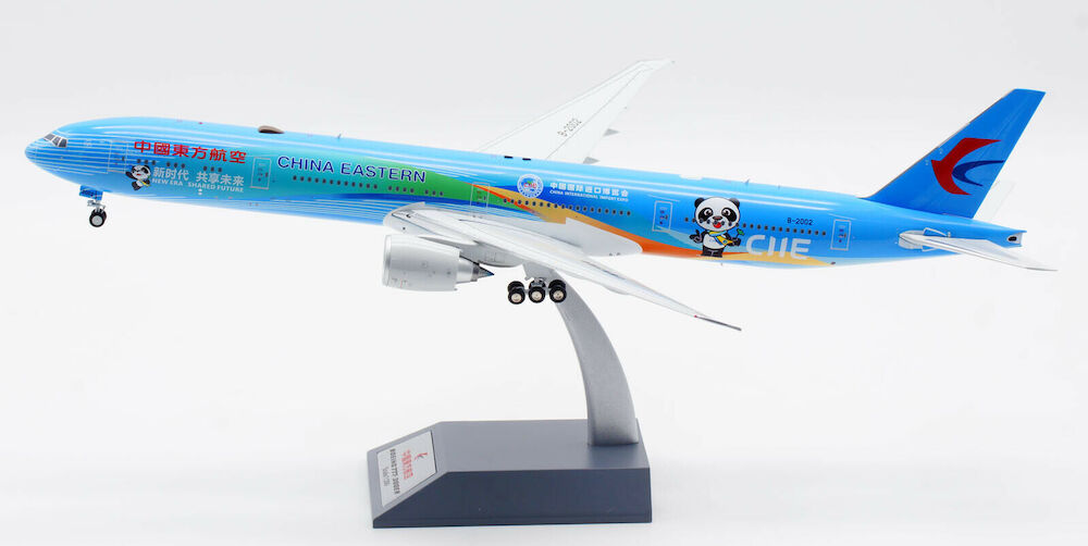 AVIATION 200 B777-300ER CHINA EASTERN AIRLINES REG: B-2002