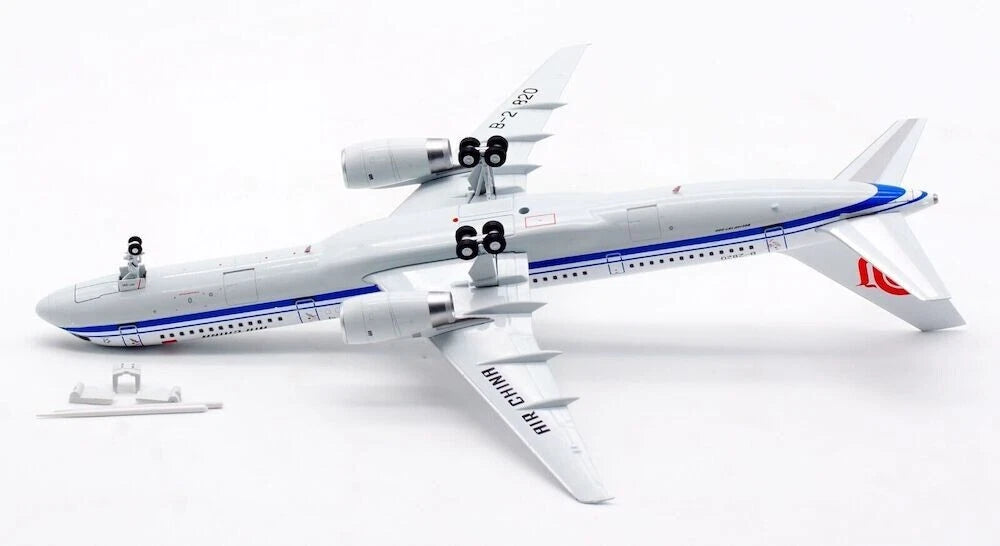AVIATION 200 B757-2Z0 AIR CHINA REG: B-2820