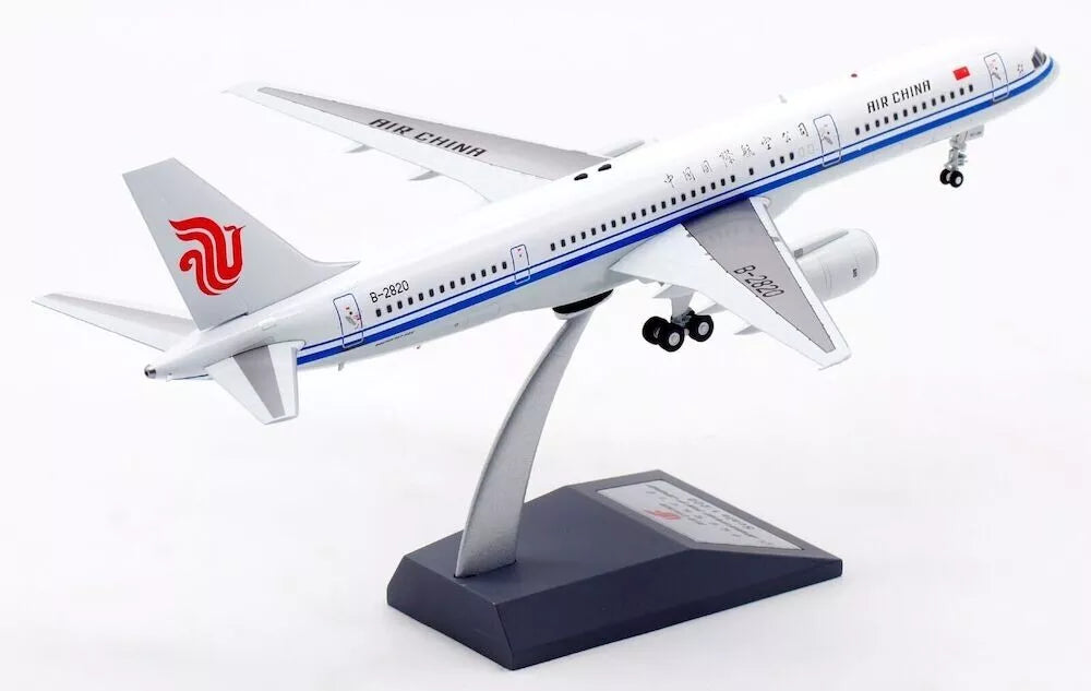 AVIATION 200 B757-2Z0 AIR CHINA REG: B-2820