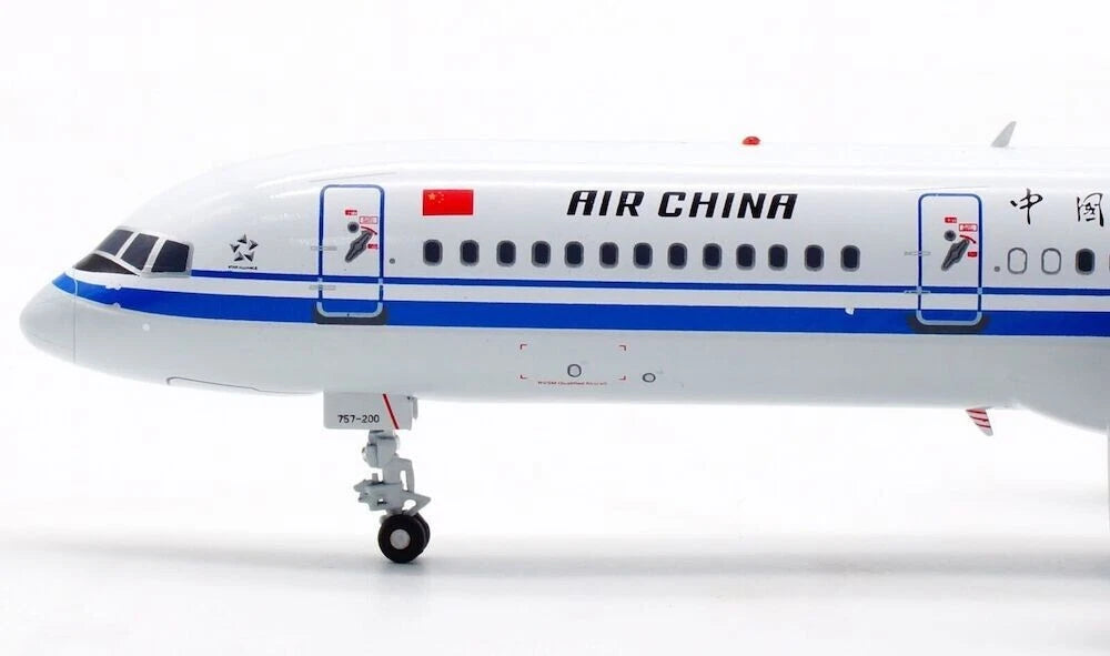 AVIATION 200 B757-2Z0 AIR CHINA REG: B-2820