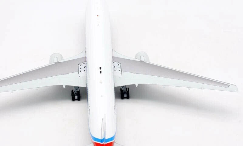 AVIATION 200 B767-300(ER) CHINESE AIR FORCE REG: B-4025