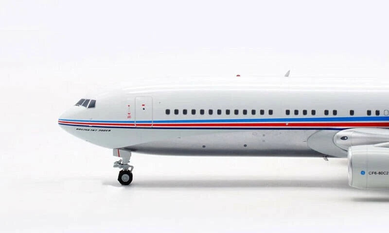 AVIATION 200 B767-300(ER) CHINESE AIR FORCE REG: B-4025