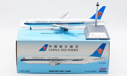 AVIATION 200 B767-3Q8(ER) CHINA SOUTHERN AIRLINES REG: B-2565
