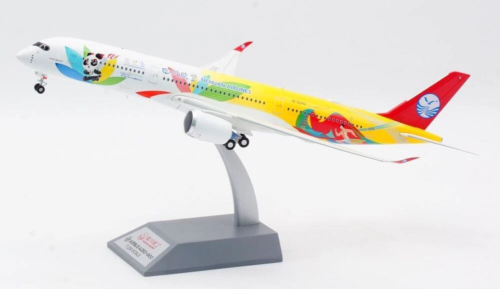 AVIATION 200 A350-941 SICHUAN AIRLINES REG: B-304U