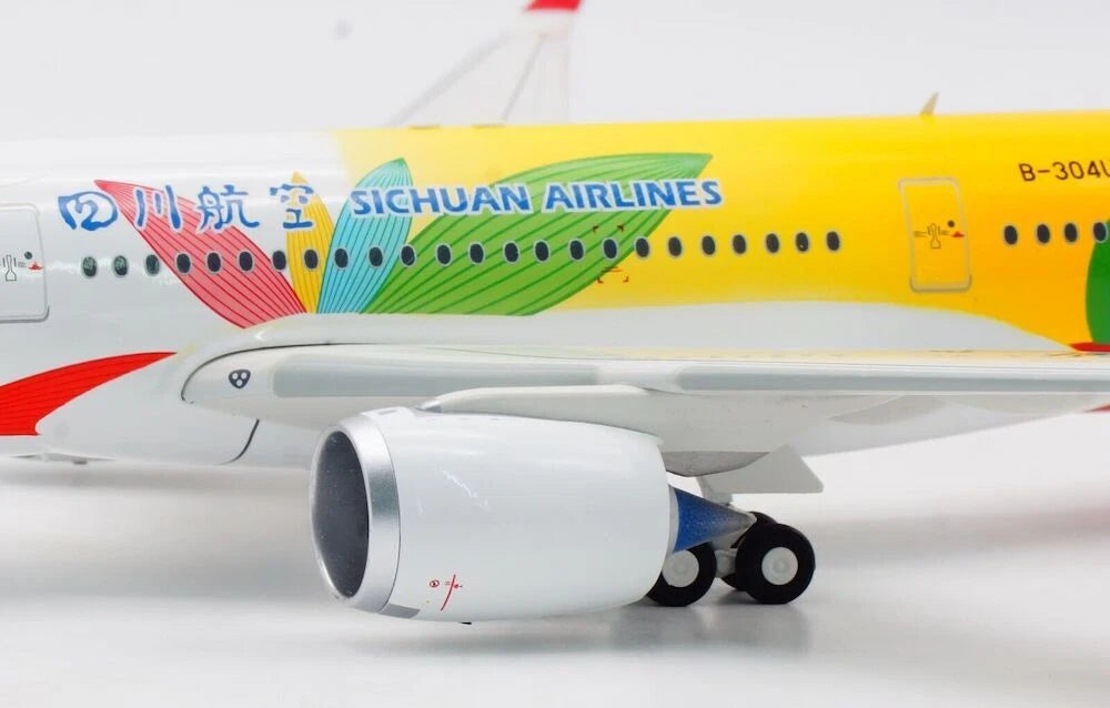 AVIATION 200 A350-941 SICHUAN AIRLINES REG: B-304U