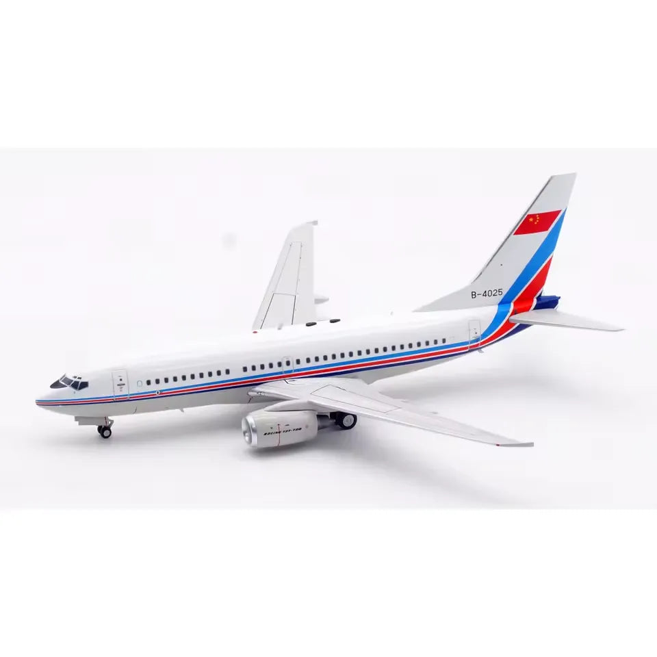 AVIATION 200 B737-76D PEOPLES LIBERATION ARMY AIR FORCE CHINESE AIR FORCE REG: B-4025