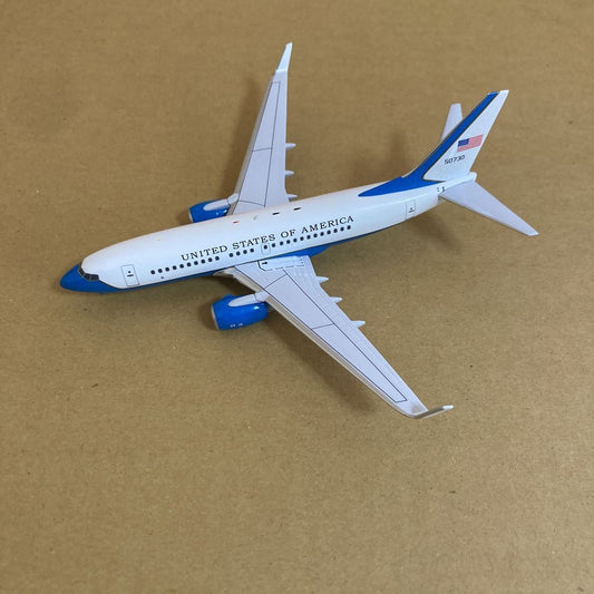 AVIATION 200 B737-700 (C-40B) "UNITED STATES OF AMERICA" REG: 50730