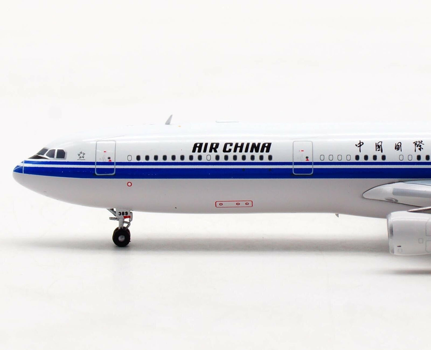 AVIATION 400 A340-300 AIR CHINA REG: B-2389