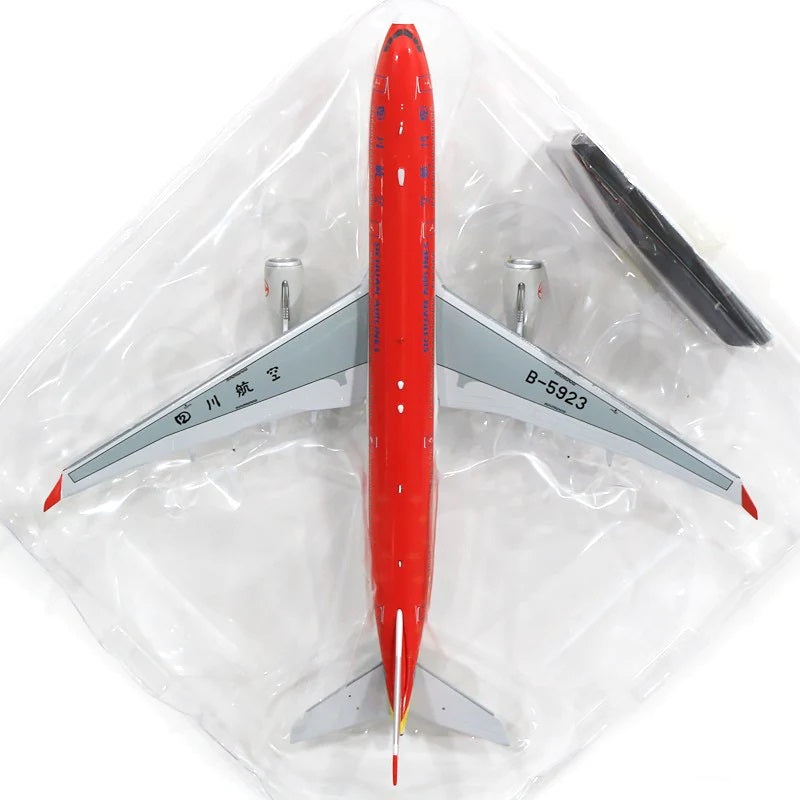 AVIATION 400 A330-300 SICHUAN AIRLINES "WULIANGYE LIVERY" REG: B-5923
