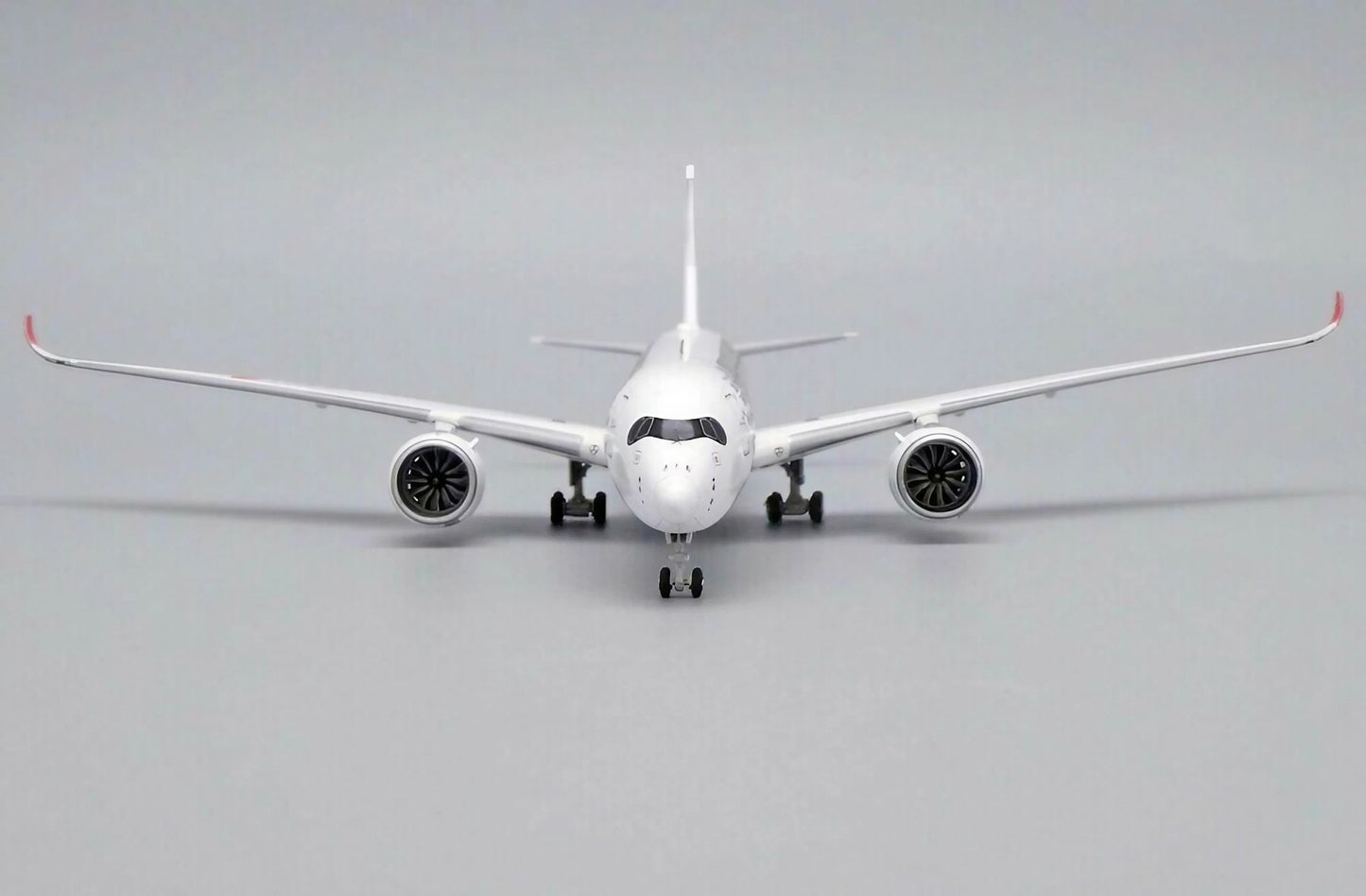 AVIATION 400 A350-900XWB JAPAN AIRLINES "20TH ARASHI THANKS JET" REG: JA04XJ