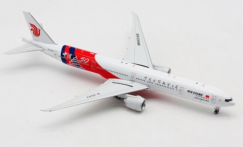 AVIATION 400 B777-300ER AIR CHINA REG: B-2047