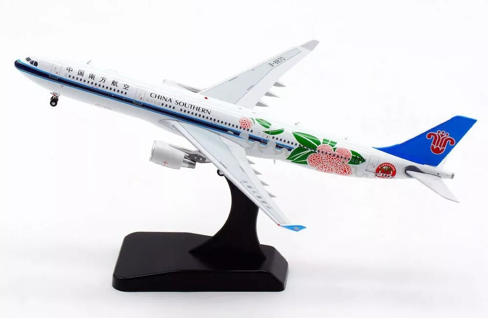 AVIATION 400 A330 CHINA SOUTHERN AIRLINES REG: B-8870