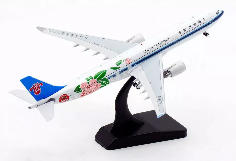 AVIATION 400 A330 CHINA SOUTHERN AIRLINES REG: B-8870