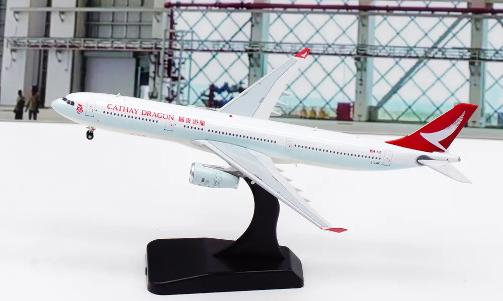 AVIATION 400 A330-300 CATHAY DRAGON REG: B-LBF