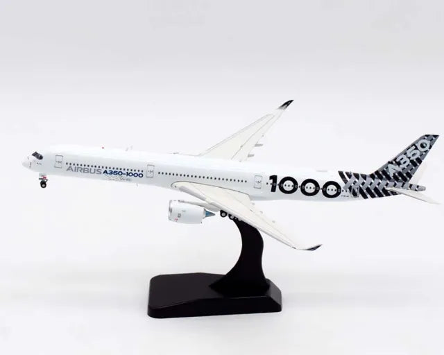 AVIATION 400 A350 AIRBUS INDUSTRIE REG: F-WLXV