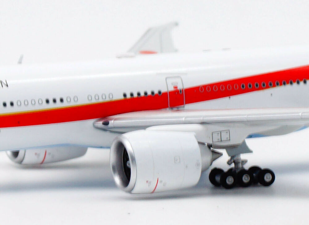 AVIATION 400 B777-300/ER JAPAN AIR SELF DEFENSE FORCE (JASDF) REG: N509BJ