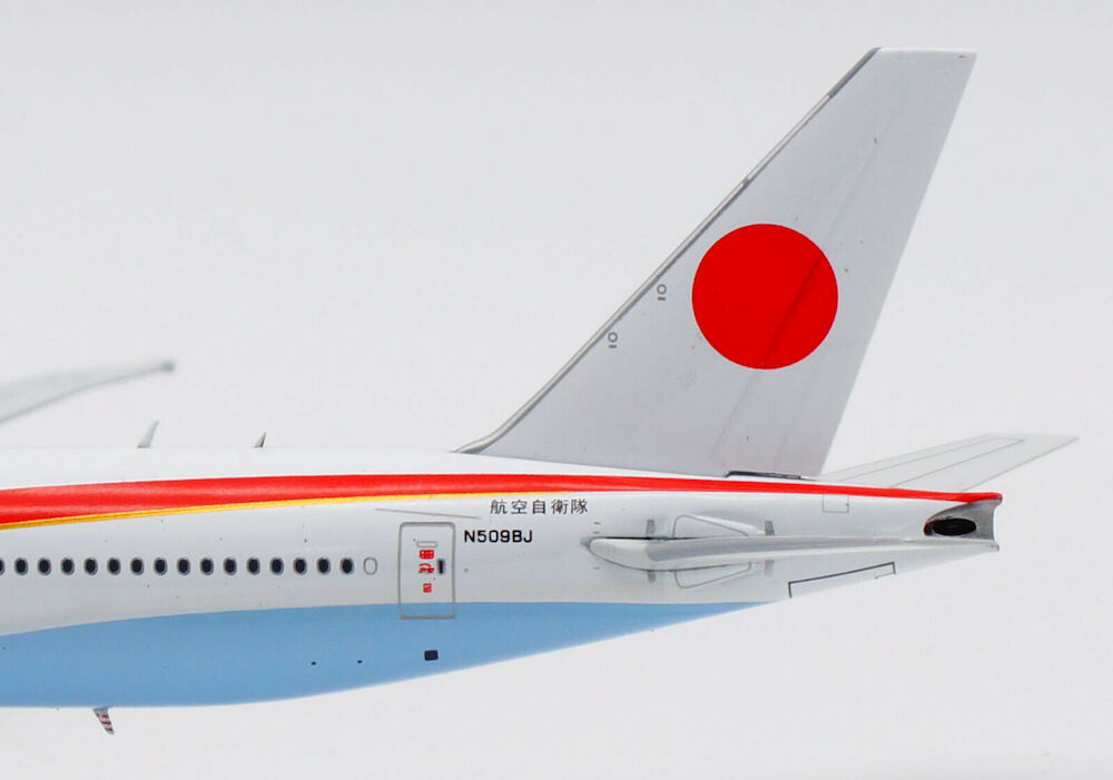 AVIATION 400 B777-300/ER JAPAN AIR SELF DEFENSE FORCE (JASDF) REG: N509BJ
