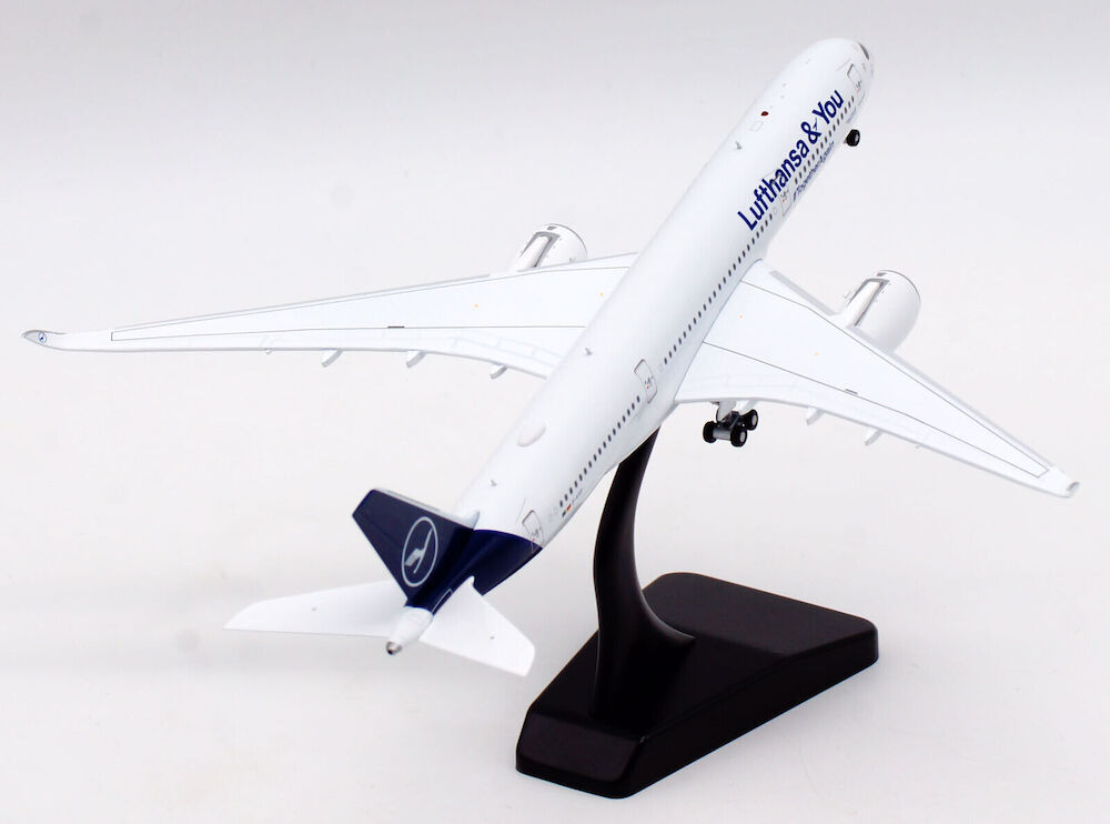 AVIATION 400 A350-941 LUFTHANSA REG: D-AIXP