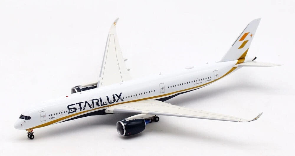 AVIATION 400 A350 STARLUX AIRLINES REG: B-58501