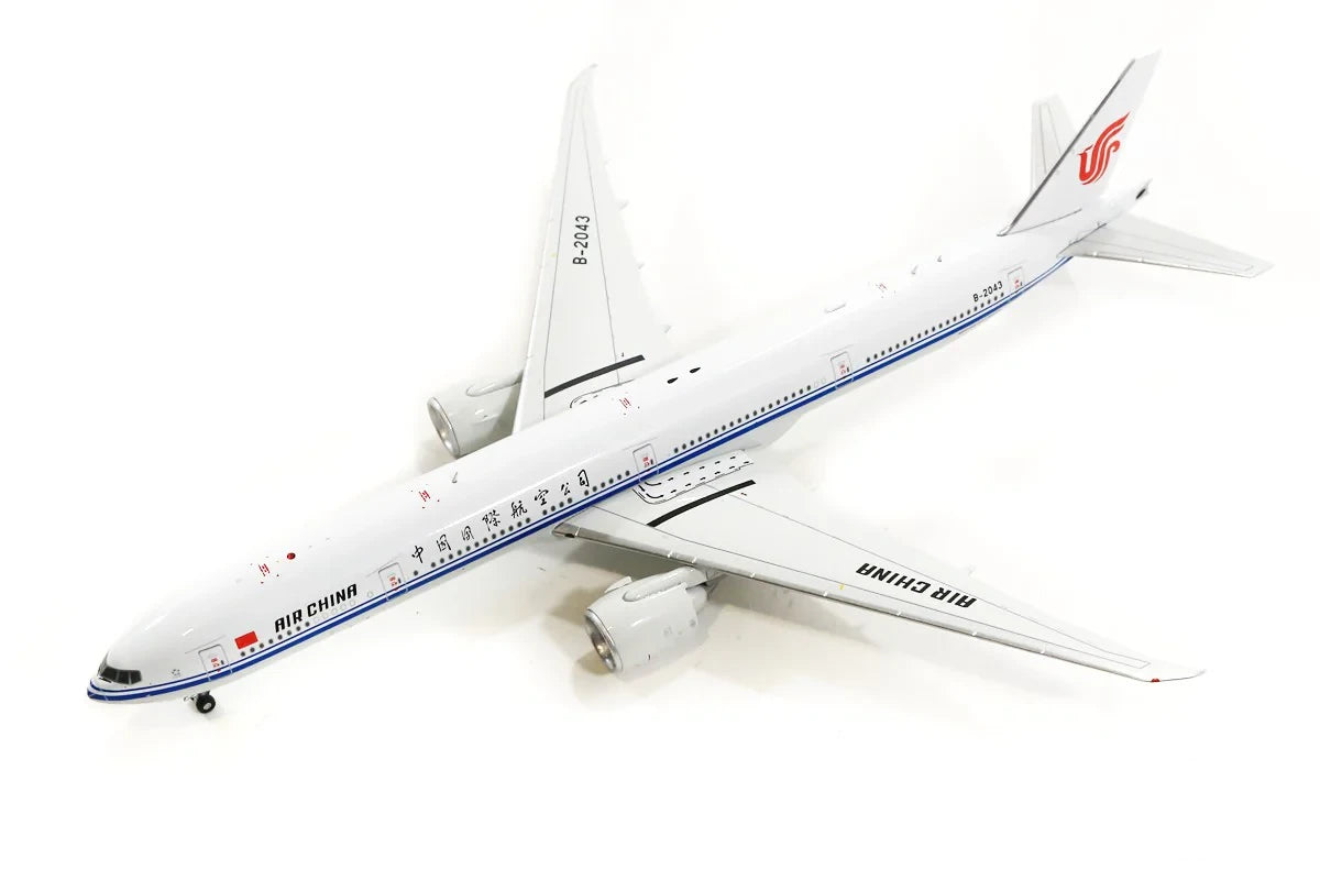 AVIATION 400 B777-300ER AIR CHINA REG: B-2043