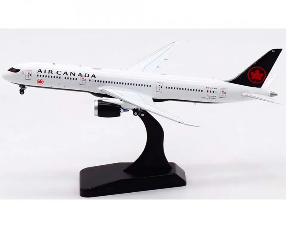 AVIATION 400 B787-9 AIR CANADA REG: C-FNOE