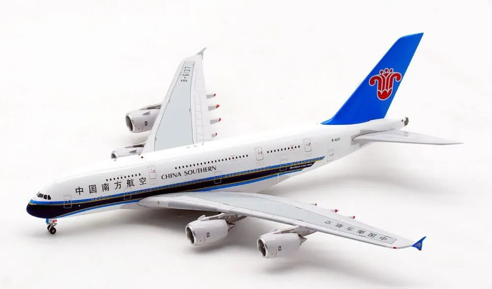 AVIATION 400 A380-841 CHINA SOUTHERN AIRLINES REG: B-6137