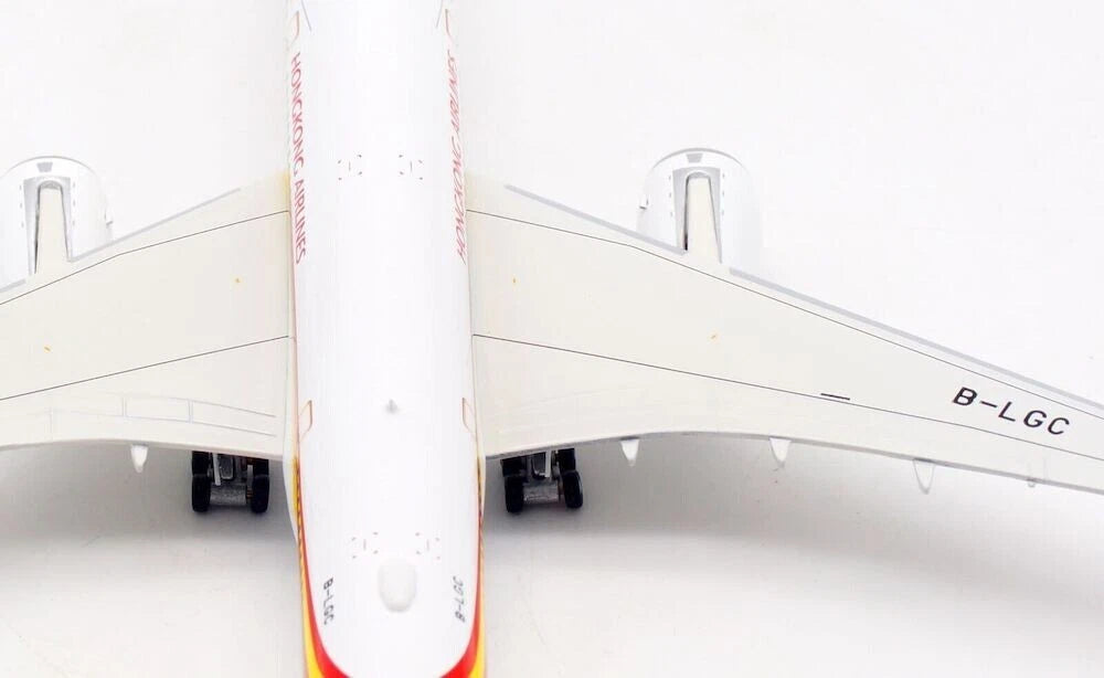AVIATION 400 A350-900 HONG KONG AIRLINES REG: B-LGC