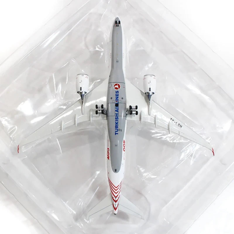AVIATION 400 A350 TURKISH AIRLINES "400TH AIRCRAFT" REG: TC-LGH