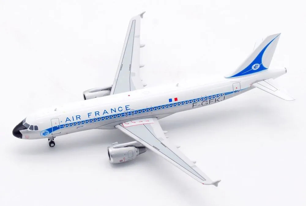AVIATION 400 A320-211 AIR FRANCE REG: F-GFKJ
