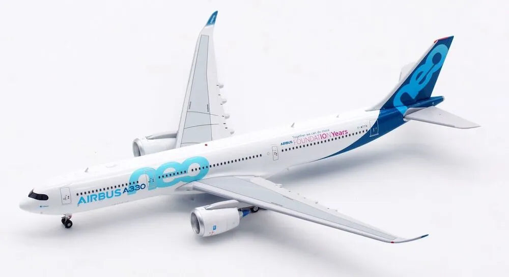 AVIATION 200 A330-900NEO AIRBUS INDUSTRIE REG: F-WTTN