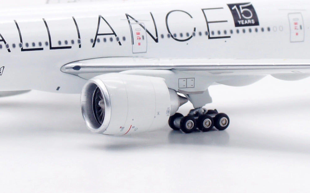 AVIATION 400 B777-300ER AIR CHINA "STAR ALLIANCE" "15TH" REG: B-2032
