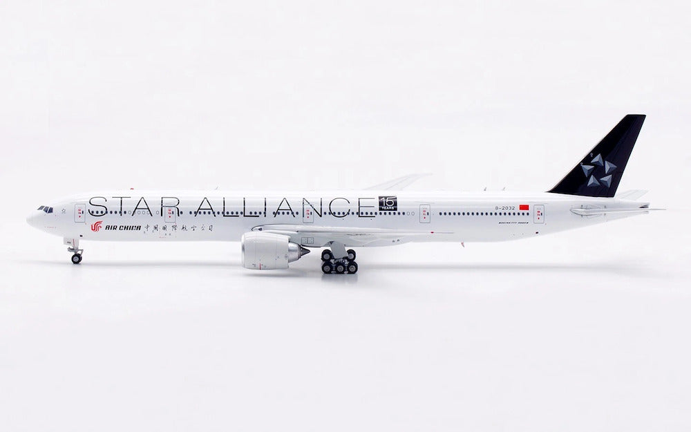 AVIATION 400 B777-300ER AIR CHINA "STAR ALLIANCE" "15TH" REG: B-2032