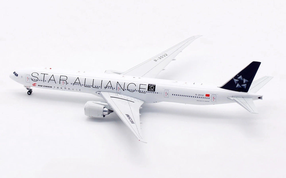 AVIATION 400 B777-300ER AIR CHINA "STAR ALLIANCE" "15TH" REG: B-2032