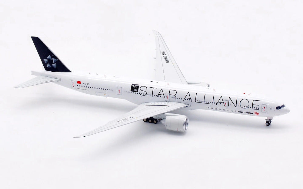 AVIATION 400 B777-300ER AIR CHINA "STAR ALLIANCE" "15TH" REG: B-2032