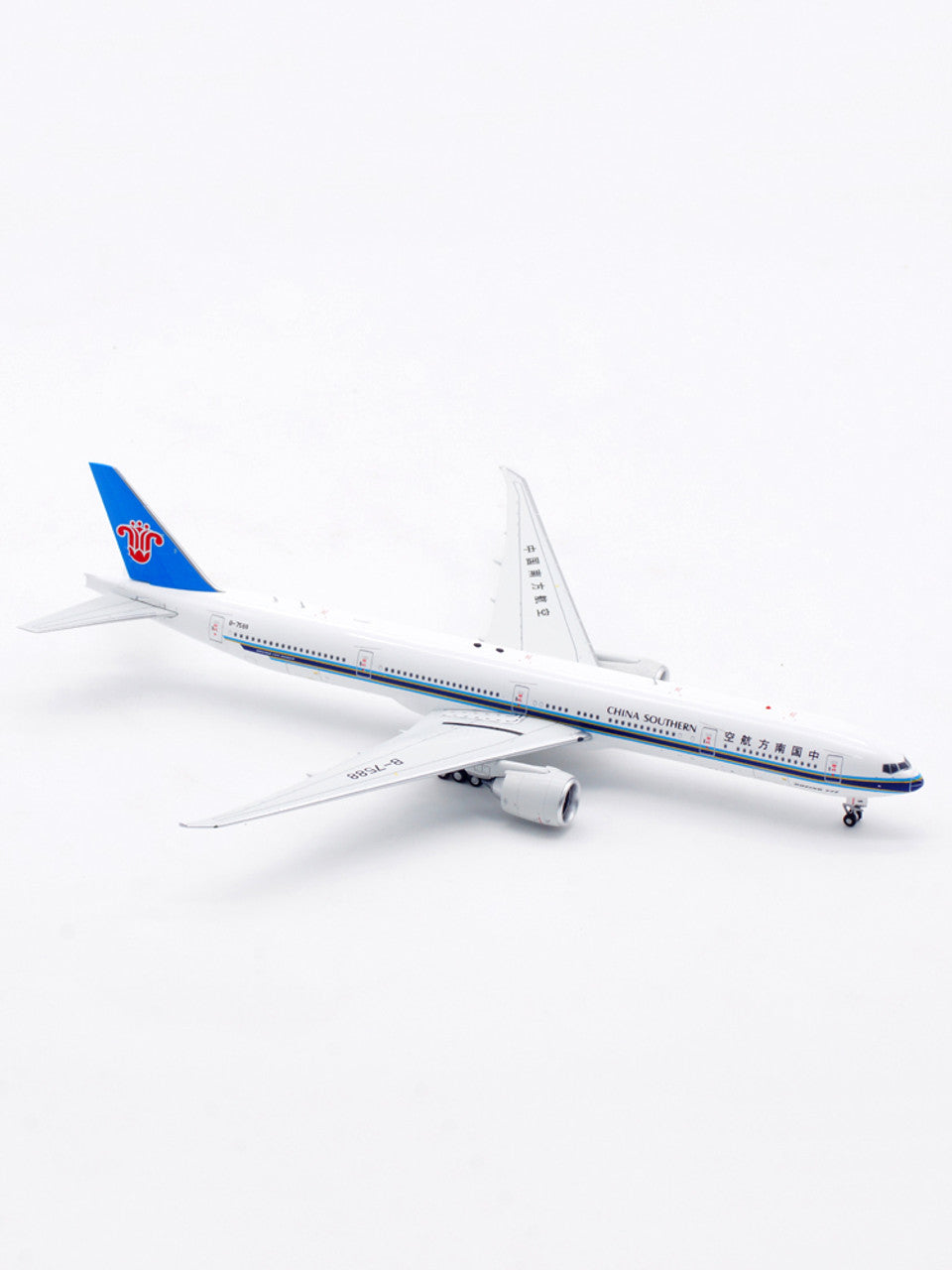 AVIATION 400 B777-31B/ER CHINA SOUTHERN AIRLINES REG: B-7588
