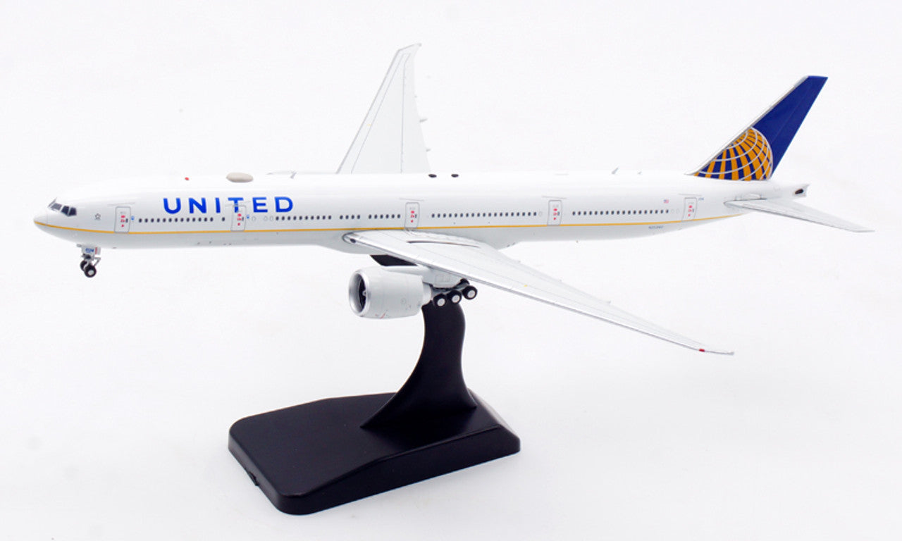 AVIATION 400 B777-322ER UNITED AIRLINES REG: N2534U