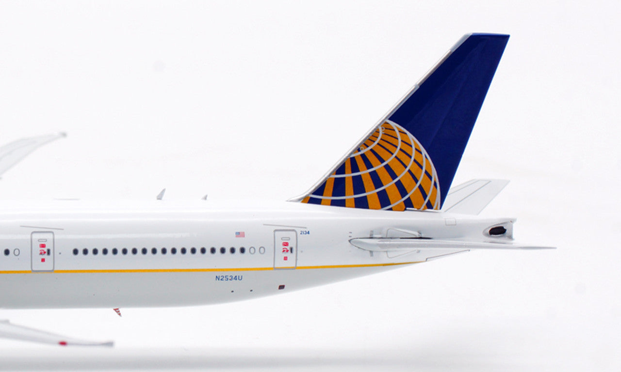 AVIATION 400 B777-322ER UNITED AIRLINES REG: N2534U