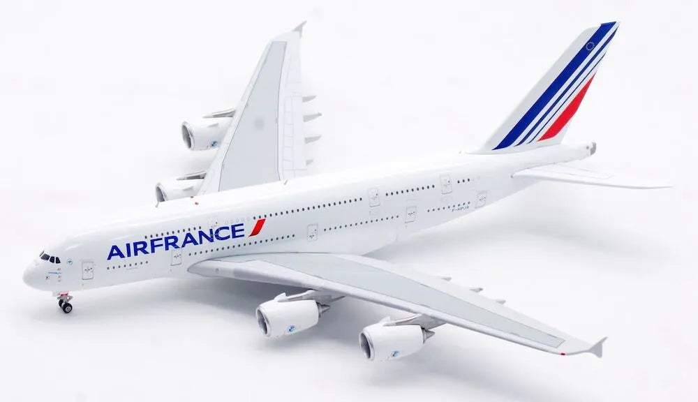 AVIATION 400 A380-861 AIR FRANCE "DETACHABLE GEAR" REG: F-HPJA