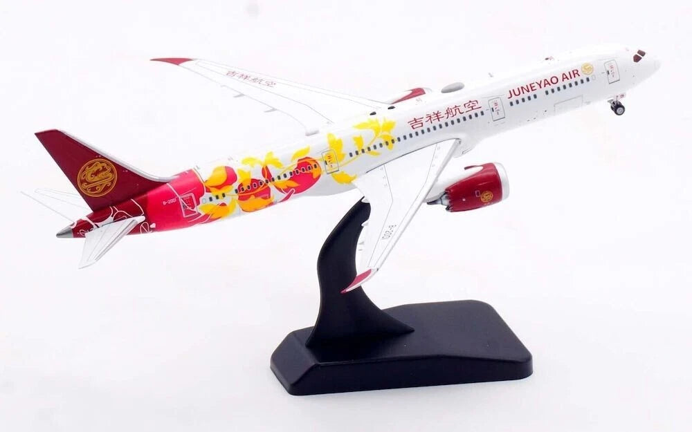 AVIATION 400 B787-9 DREAMLINER JUNEYAO AIRLINES (DETACHABLE GEAR) REG:  B-20D1