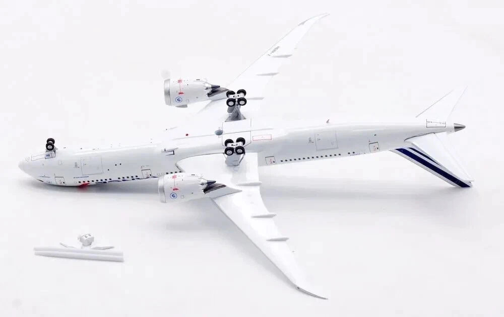 AVIATION 400 B787-9 DREAMLINER AIR FRANCE (DETACHABLE GEAR) REG: F-HRBH
