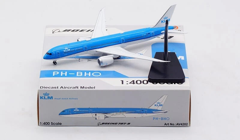 AVIATION 400 B787-9 ROYAL DUTCH AIRLINES (KLM) (DETACHABLE GEAR) REG: PH-BHO